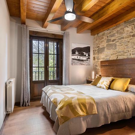Casa Otal Apartment Jaca Luaran gambar