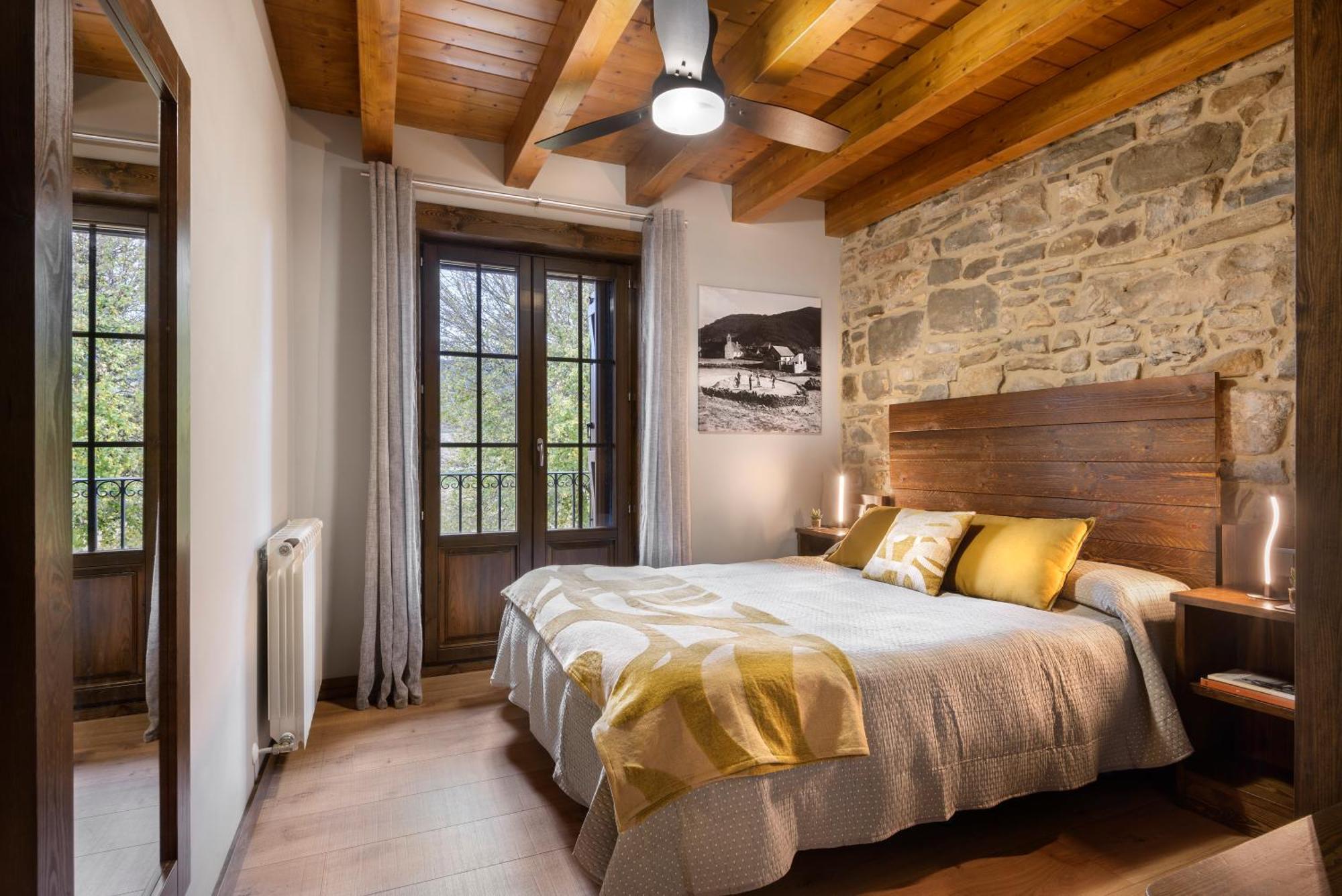 Casa Otal Apartment Jaca Luaran gambar